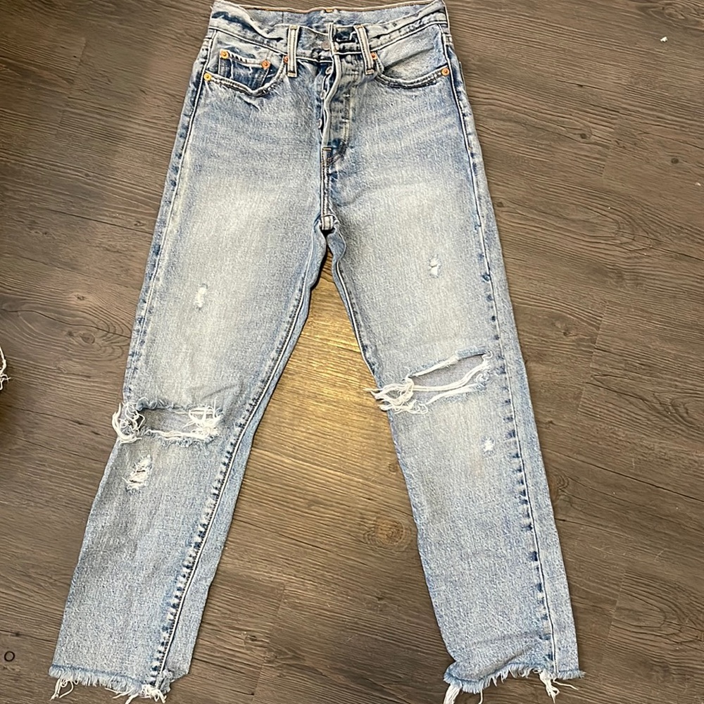 Levi jeans